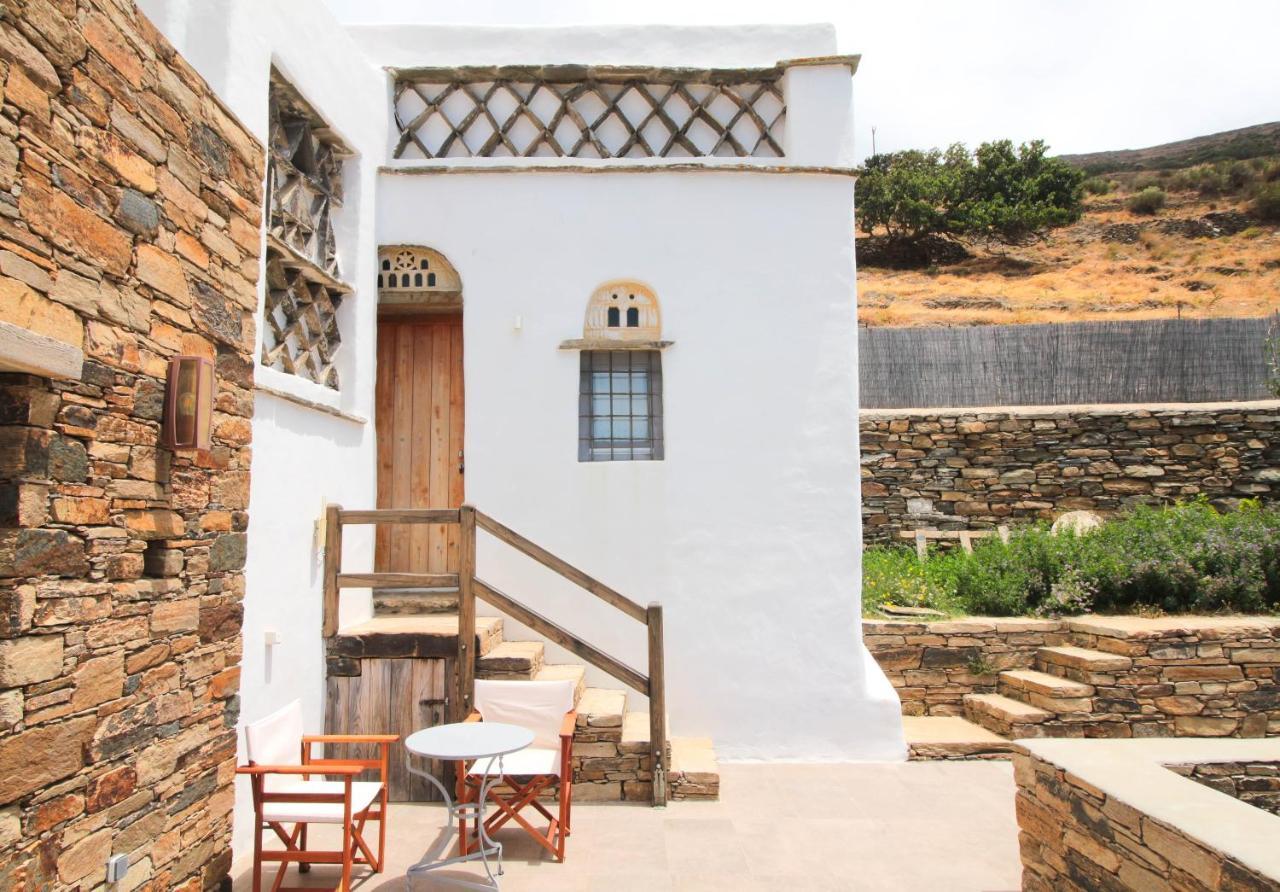 Tinos Pigeon House By Tinoshost Aparthotel Tzados Exterior photo